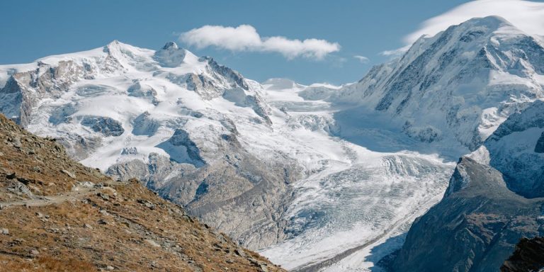 Yonex vs Li-Ning vs Victor: Best Badminton Racket Brand in Singapore?